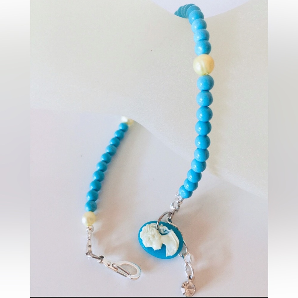 Bead bracelet